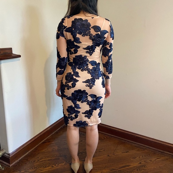 Navy and tan dress - Picture 3 of 4